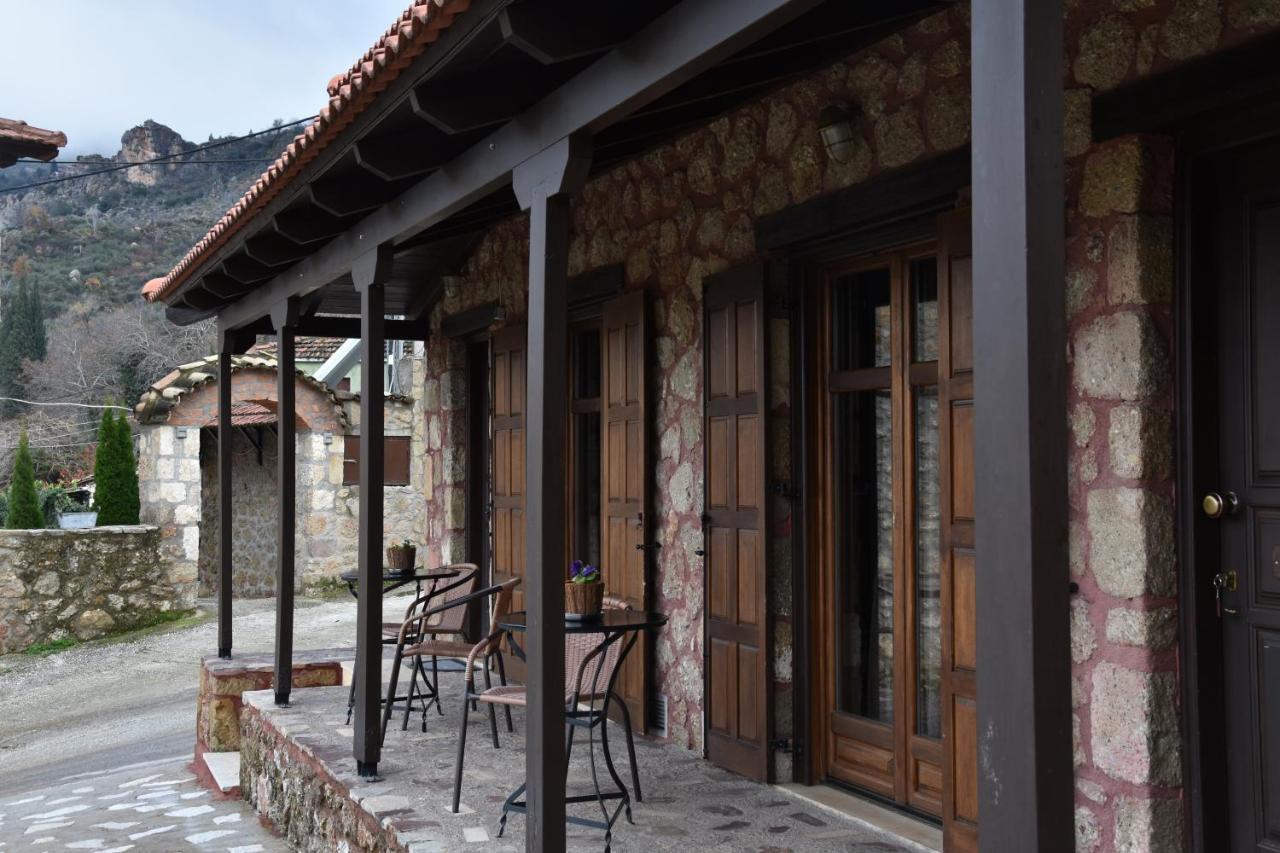Paliokastro Guesthouse Kato Sinikia Trikalon Екстер'єр фото