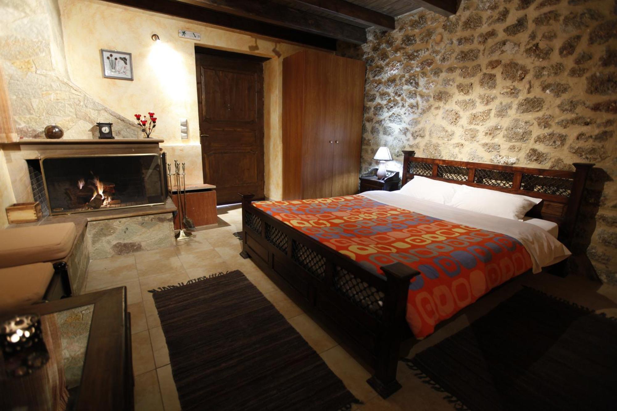 Paliokastro Guesthouse Kato Sinikia Trikalon Екстер'єр фото