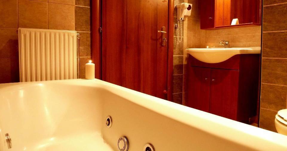 Paliokastro Guesthouse Kato Sinikia Trikalon Екстер'єр фото